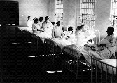 photo: WPA nurses care for patients at Rikers