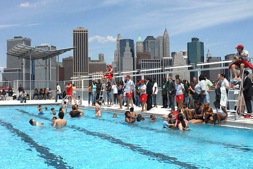 Floating+pool+lady+2011