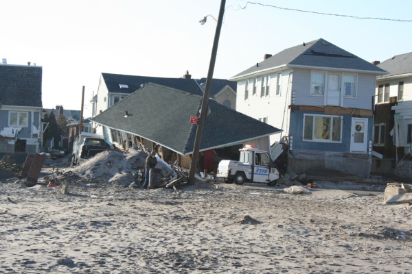 homes-destroyed-rockaways