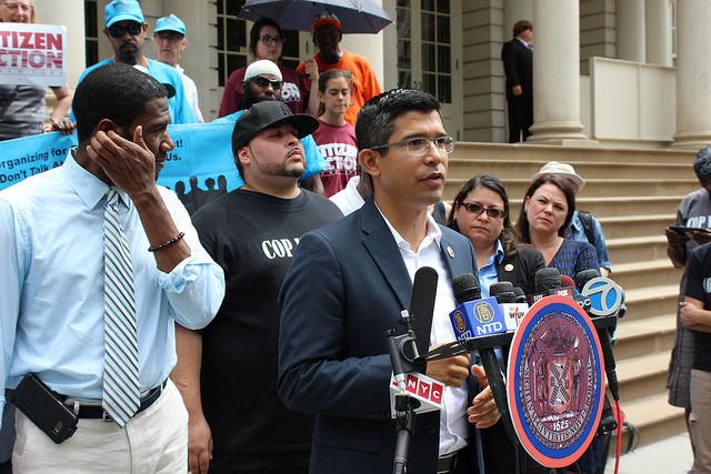 Carlos Menchaca