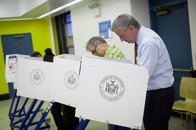 bill de blasio voting april 2016