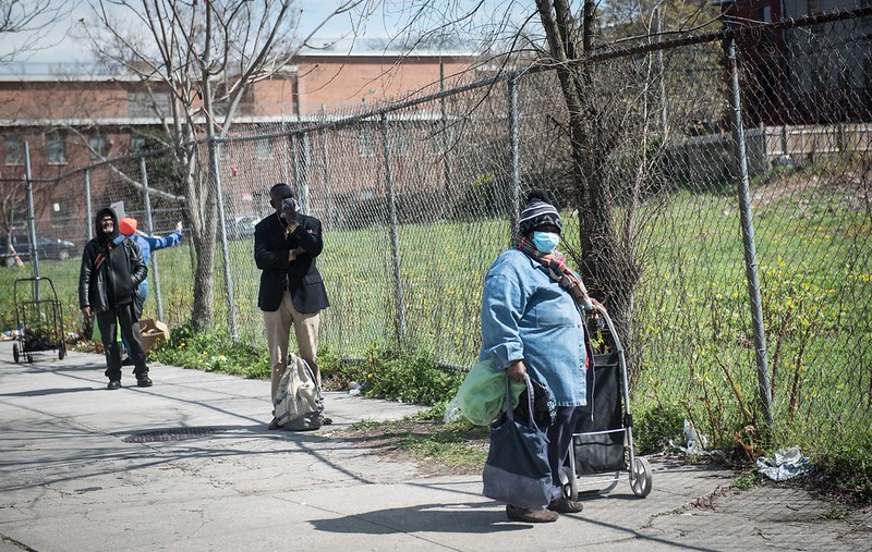 New Yorkers seek assistance