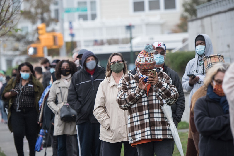 voters on line Queens early