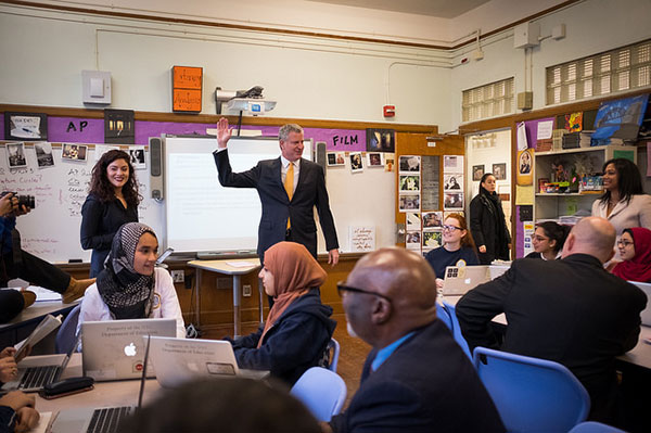 bdblasio control debate