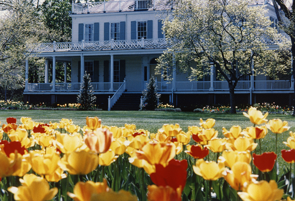 gracie-mansion-1990