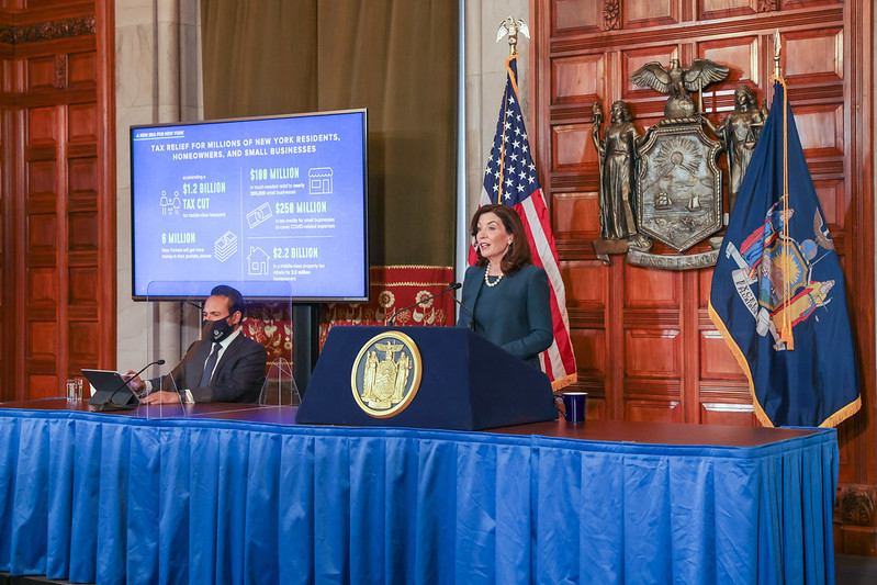 (photo: Mike Groll/Office of Governor Kathy Hochul)