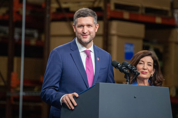 Gotham Gazette: Max Politics Podcast: A Winning Formula for Democrats in Tough New York Races